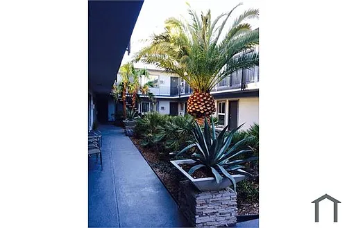 1520 S Casino Center Blvd #39 Photo 1