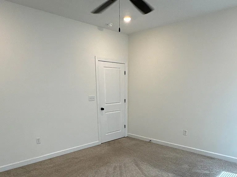 117 Otis St — Photo 6