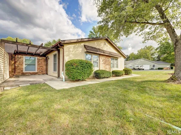 731 E Waterloo Ct, Bloomington, IN 47401