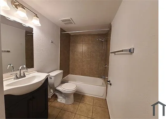 530 N Williams #D — Photo 25