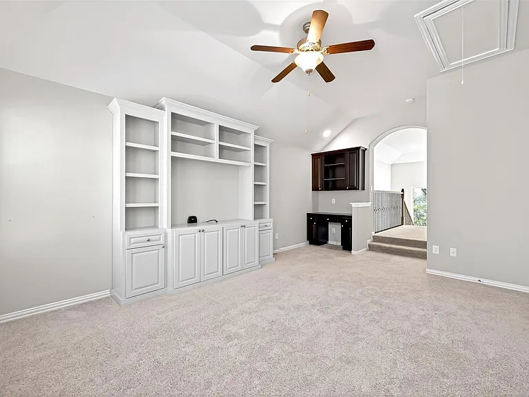 14 S Sawbridge Cir — Photo 38