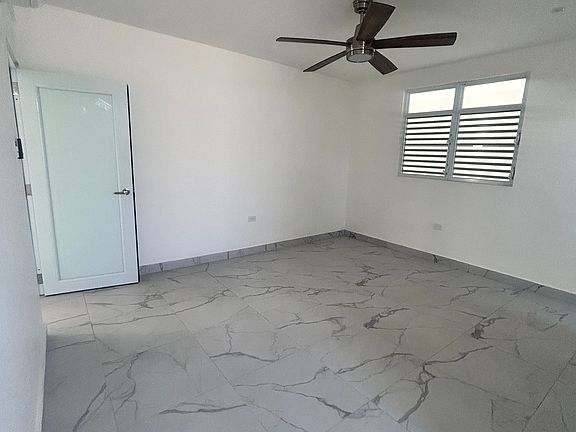 4th image of 1607 Avenida Ponce De Leon #3B