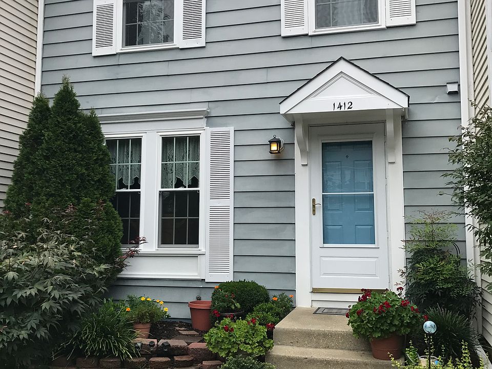 1412 Medinah Court