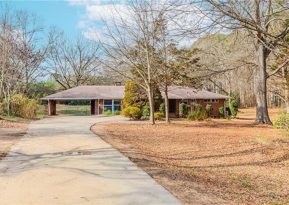 1st image of 2720 New Macland Rd