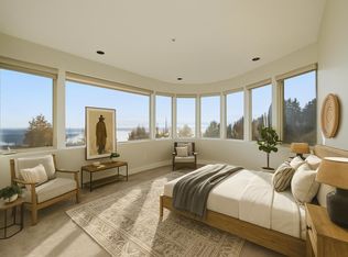 2639 Finch Hl, West Vancouver, BC V7S 3H1