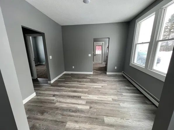 204 Clemsen Ave #2, Coleraine, MN 55722