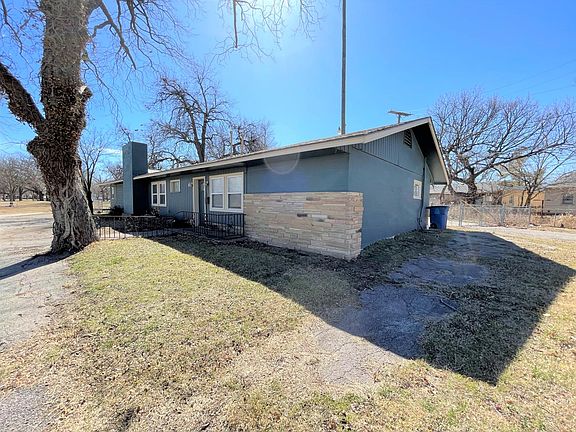 3rd image of 104 S 92nd East Ave