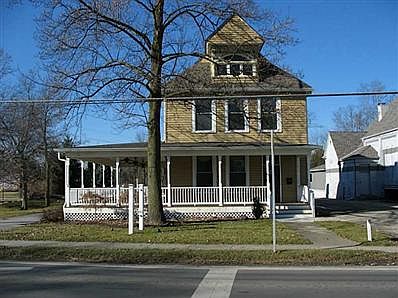 1st image of 224 N Green St