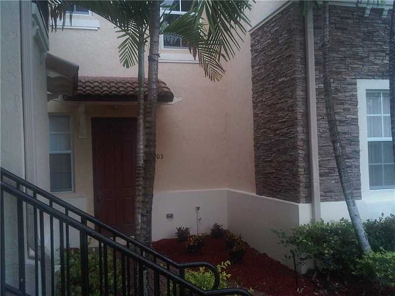 1st image of 1398 NE 33rd Ave Unit 103