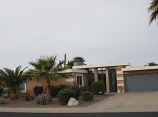 16802 N Meadow Park Dr, Sun City, AZ 85351