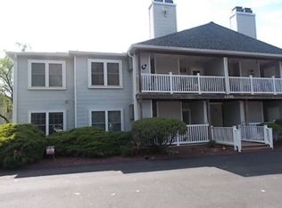 1700 Waters Edge Dr, Newark, DE 19702