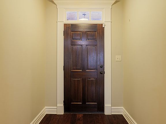 3rd image of 3455 Farmers Way