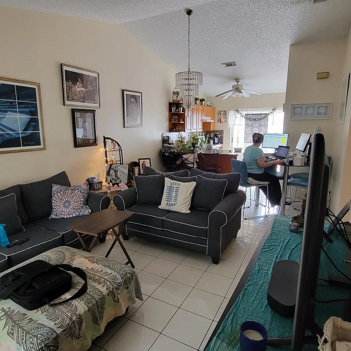 2 bed, 960 sqft, $2,650 — Photo 3