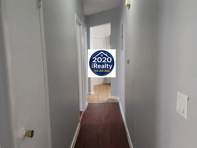 16 Stanley Pl #5 — Photo 4