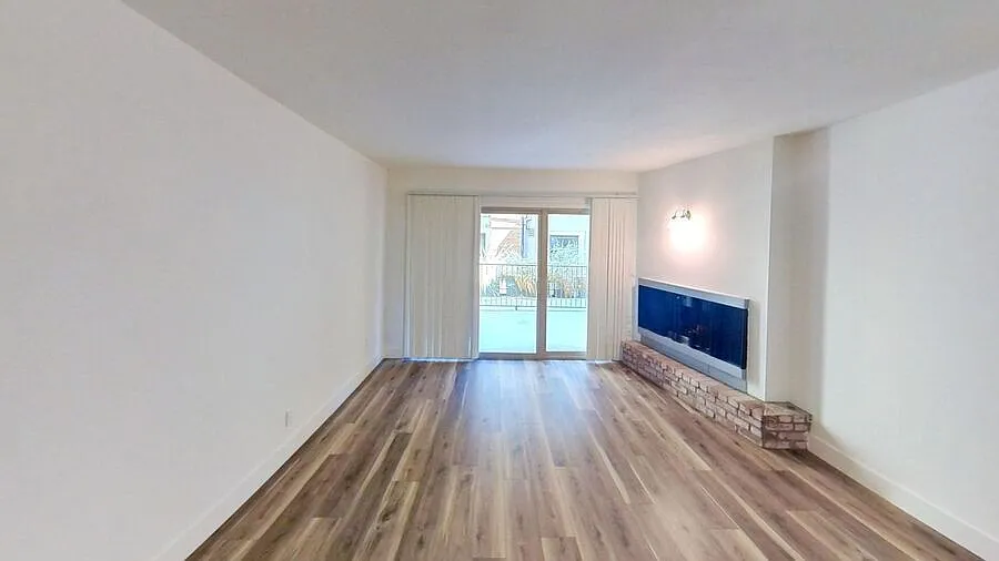 Floor plan 105