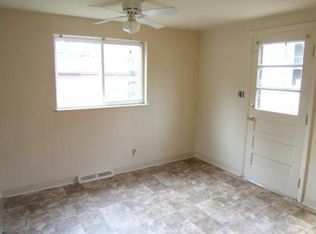 927 Woodhill Dr, Columbus, OH 43212