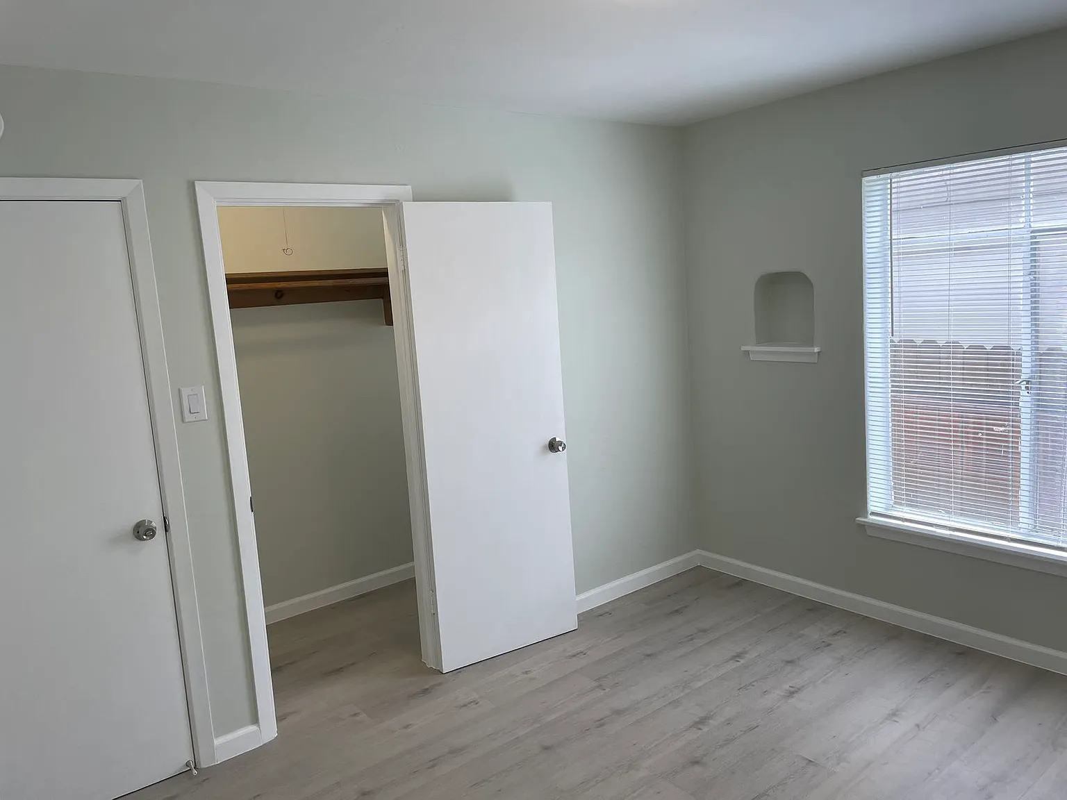 1 bed, 680 sqft, $1,830 — Photo 3