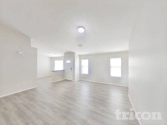 4th image of 7739 Whitesboro Ct
