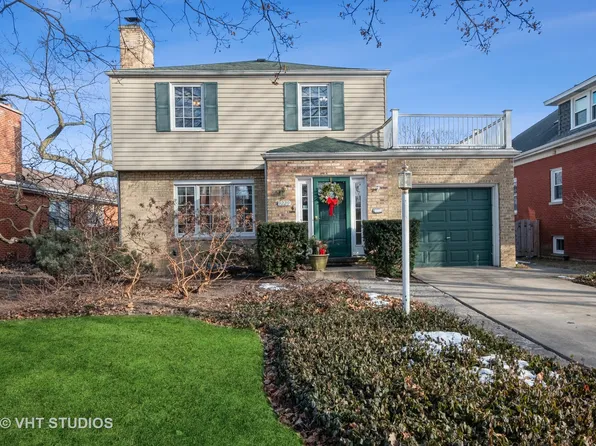 9229 Harding Ave, Evanston, IL 60203