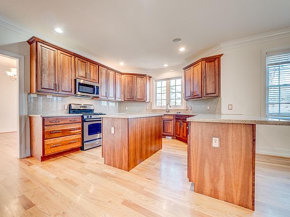 5th image of 5907 Paddington Ct