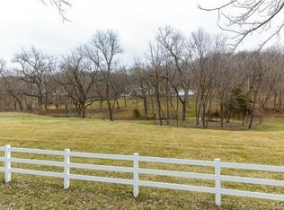 1289 Christmas Valley Dr, Chesterfield, MO 63005