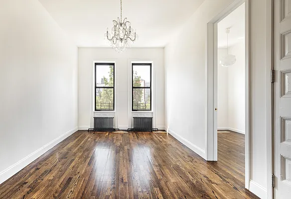 Rented by Compass | media 12