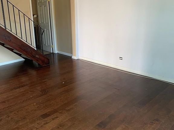 3rd image of 1874 Jamestown Cir #1874