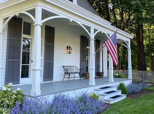 4419 Albany Post Rd, Hyde Park, NY 12538