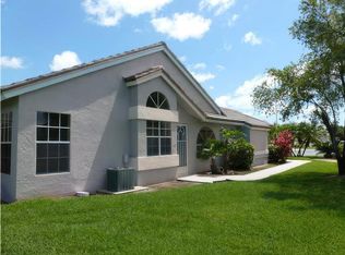 6101 Bear Creek Ct, Lake Worth, FL 33467