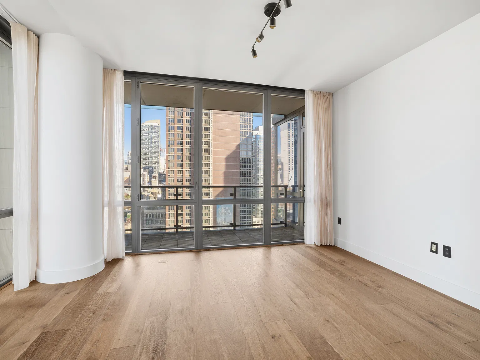 101 West 24th Street — Photo 3