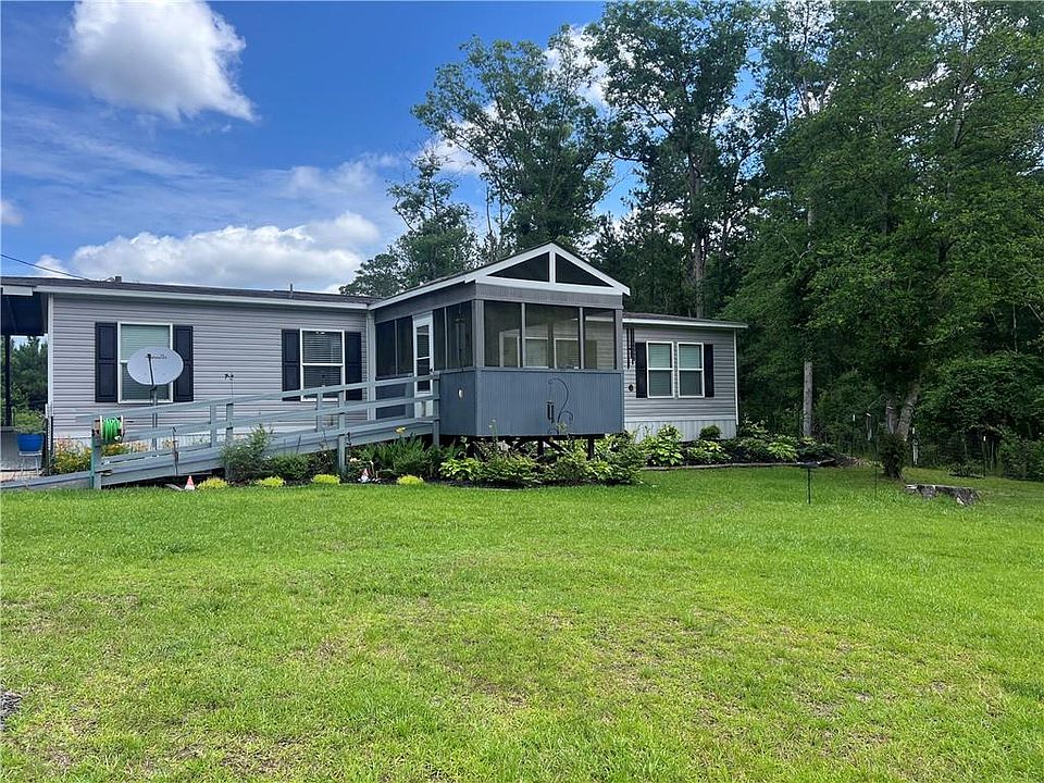 1st image of 253 Carpenter Rd