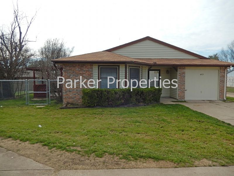 1st image of 409 Justice Dr