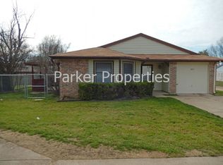 409 Justice Dr, Cedar Hill, TX