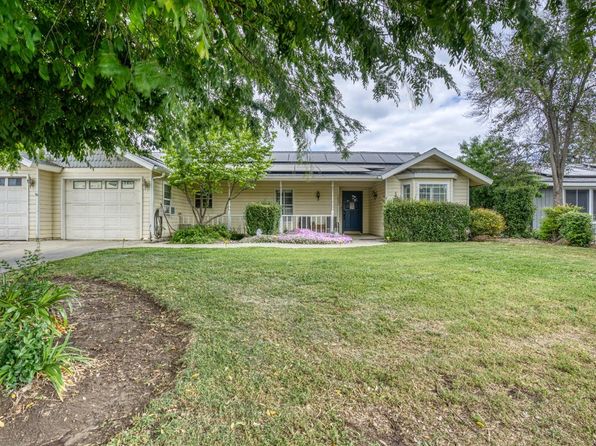 1822 E Mary Ave, Visalia, CA 93292