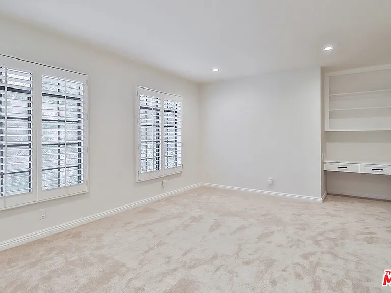 1030 Brooklawn Dr — Photo 23