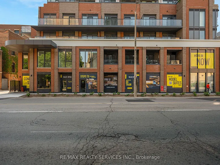 75 James St S #1902 — Photo 3