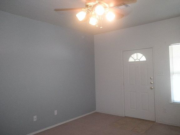 5th image of 1600 Old Nolanville Rd APT A