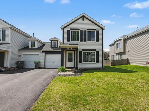 2913 Meadowview Ln, Montgomery, IL 60538