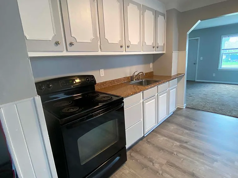 6798 Lozier Ave — Photo 17