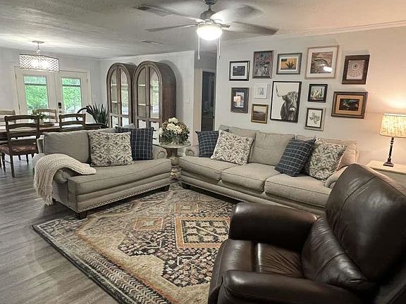 3rd image of 1200 Miami Dr