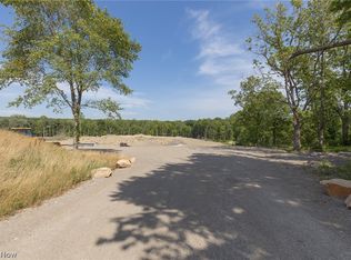 Ridge Rd, Hinckley, OH 44233