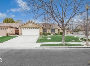 12200 Fairburn Way, Bakersfield, CA 93312