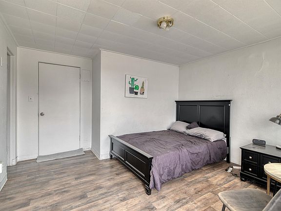 2nd image of 710 Emison Ave
