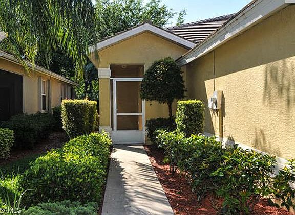 3rd image of 2299 Carnaby Ct