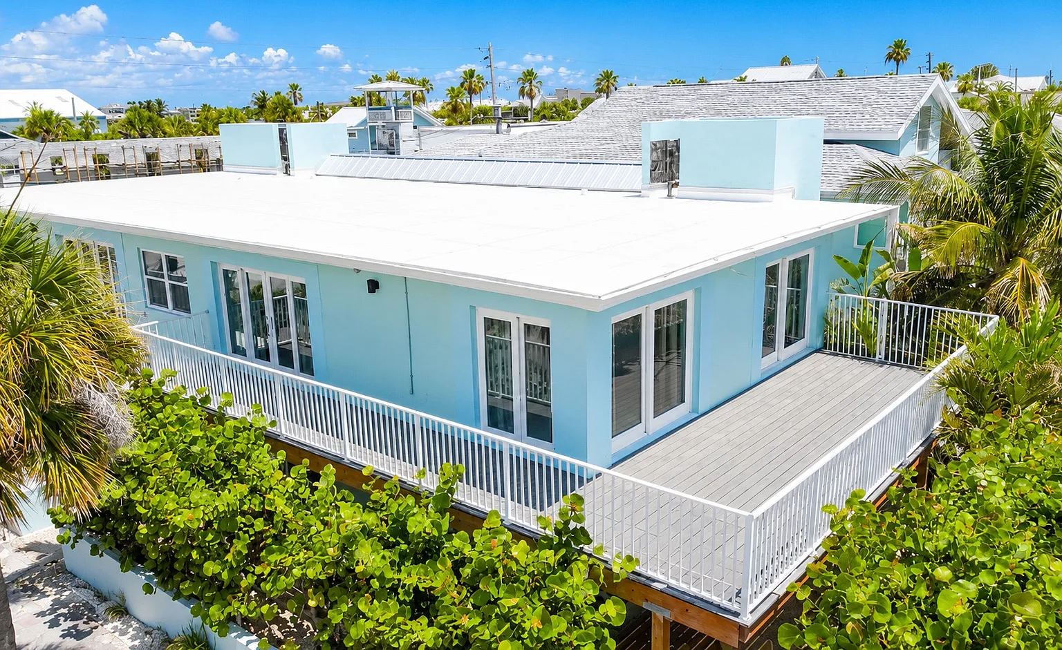 2 bed, 900 sqft, $4,500 — Photo 4