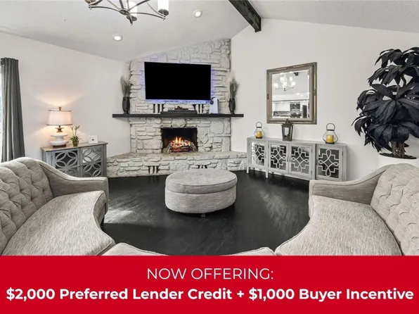 2714 W Ash St, Rogers, AR 72758