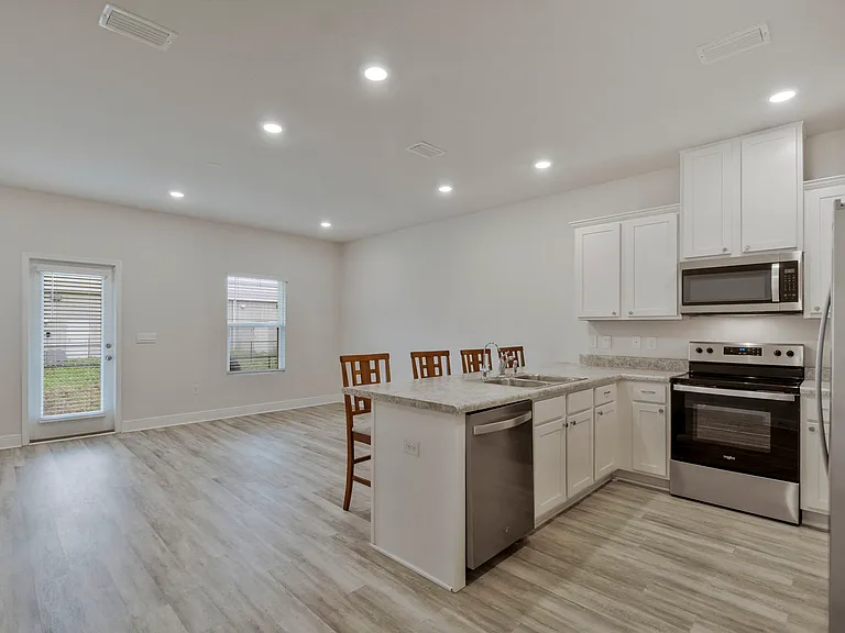 6356 Grove Park Dr — Photo 35