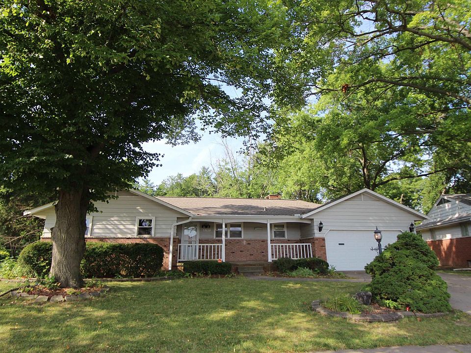 1st image of 2707 N Rockwood Dr