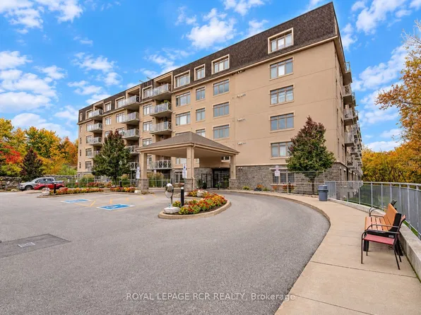 149 Church St Unit 214, King, ON L0G 1T0