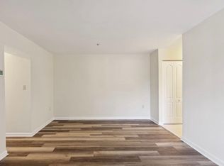 8381 Montgomery Run Rd Unit E, Ellicott City, MD 21043